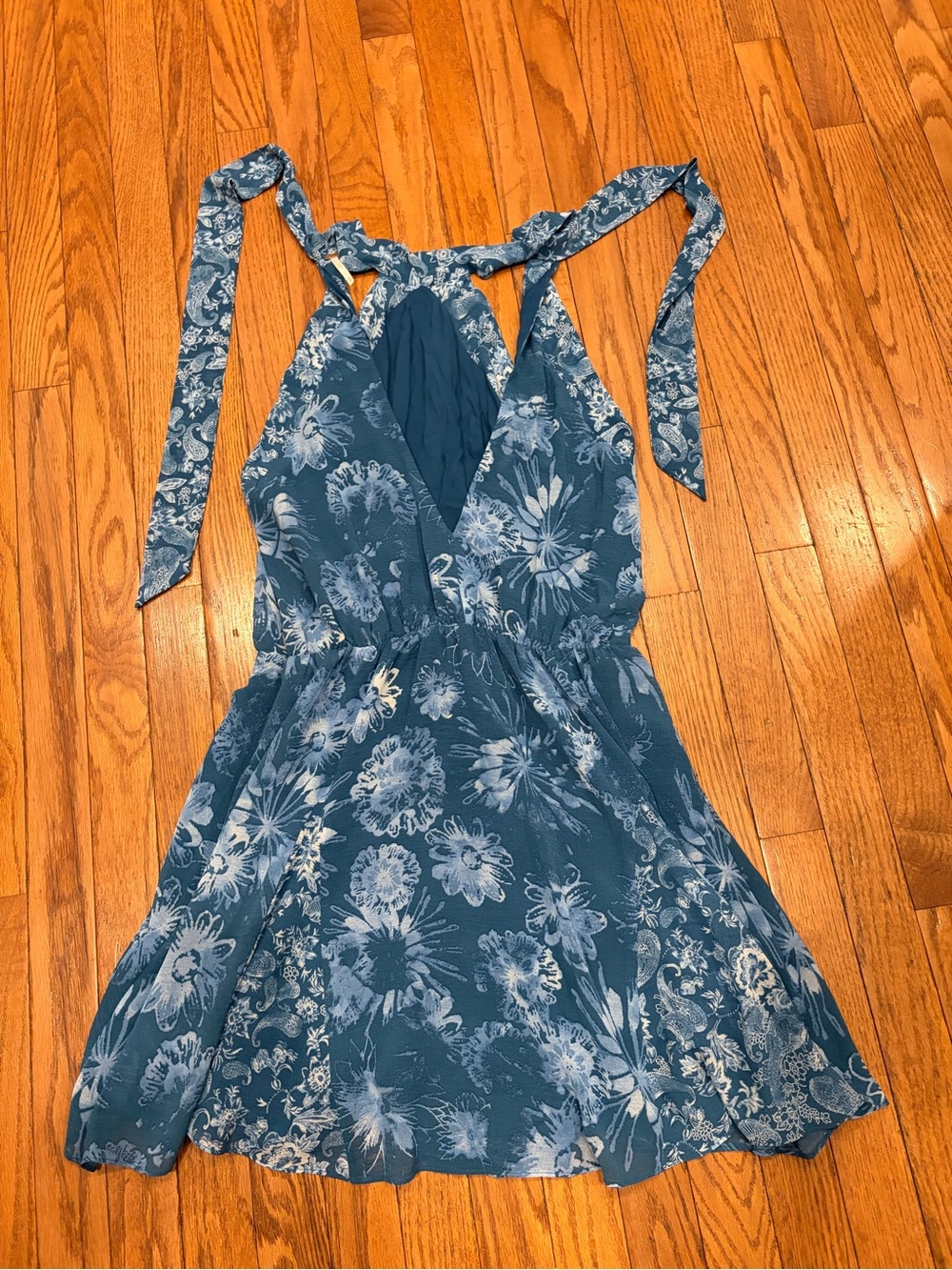 Free People Katerina Blue Floral Halter Mini Dress Medium - Picture 2 of 4